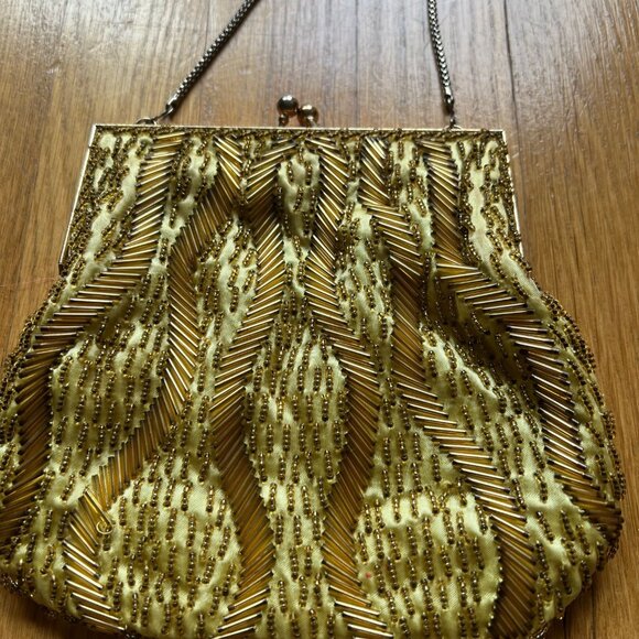 Vintage Gold Beaded Satin Evening Clutch Bag With Chain Strap Kiss Lock Closure - Picture 3 of 15